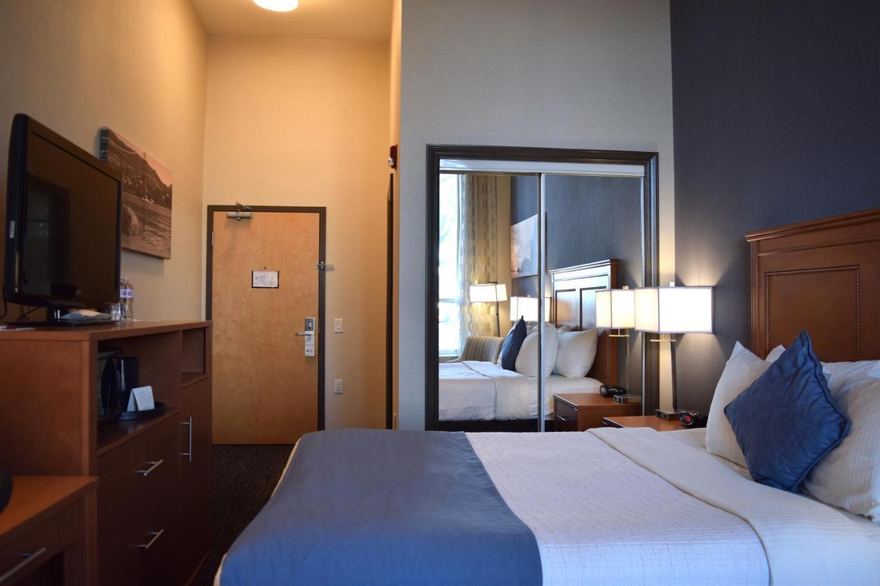 เบสต์ เวสเทิร์น พลัส อัพทาวน์ โฮเต็ล Hotel แวนคูเวอร์ ภายนอก รูปภาพ